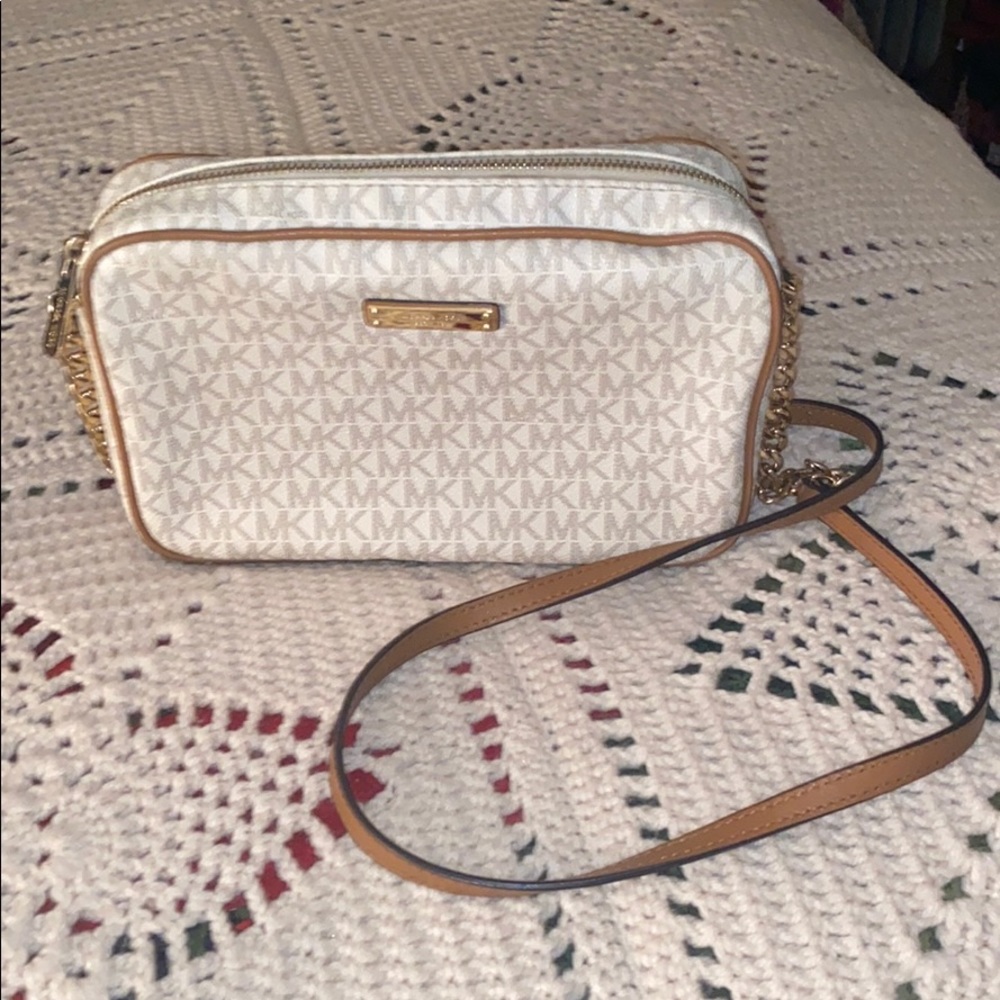 Michael Kors Crossbody